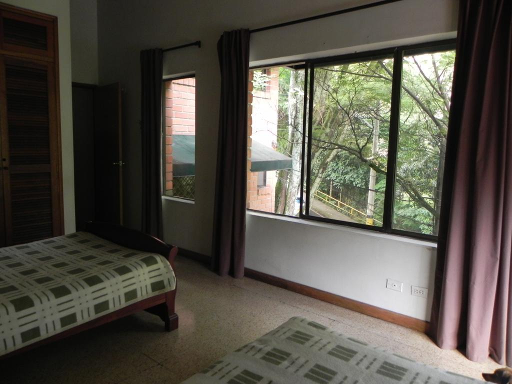 Hostal Tamarindo Itagüí Cameră foto