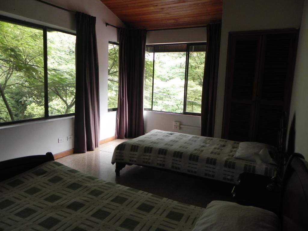 Hostal Tamarindo Itagüí Cameră foto