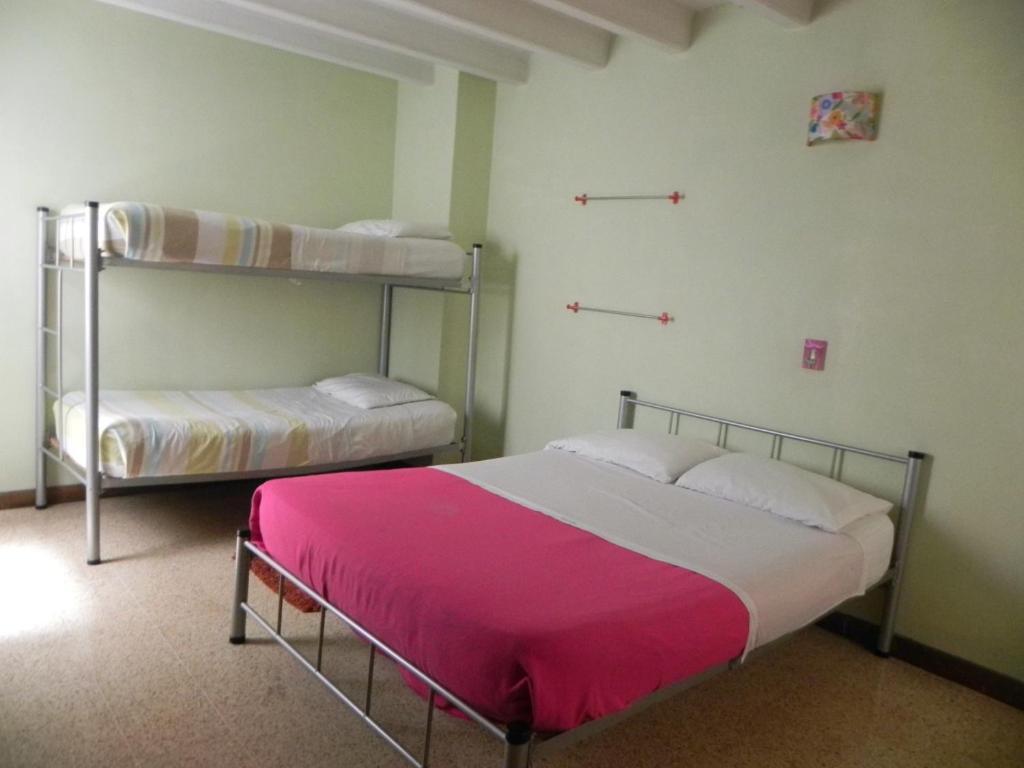 Hostal Tamarindo Itagüí Cameră foto